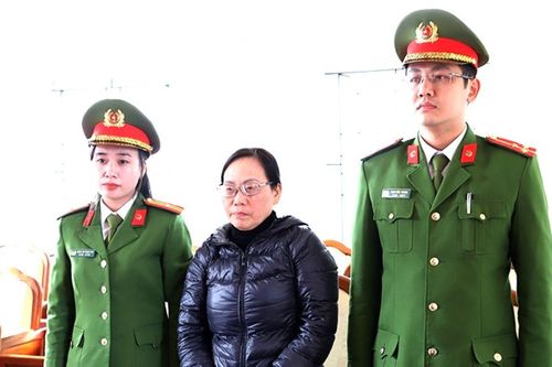 Nữ quái lừa 'chạy' việc vào hàng không, chiếm đoạt hơn 2,5 tỷ đồng