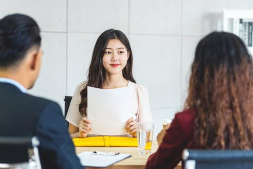 5 quy tắc giúp bạn ghi điểm với nhà tuyển dụng trong buổi phỏng vấn