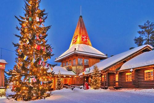 Khám phá ngôi làng của ông già Noel