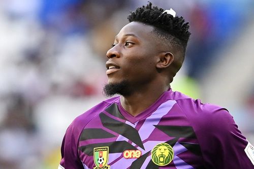 Onana chia tay tuyển Cameroon sau khi bị đuổi ở World Cup