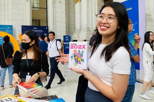 'Từ điển 202X' - Nhìn thế giới qua lăng kính người trẻ