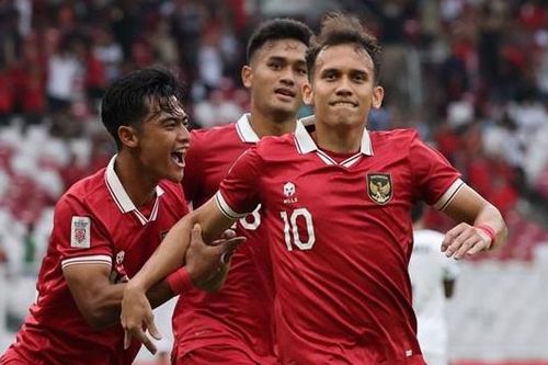 Indonesia thắng sát nút Campuchia ở trận mở màn AFF Cup