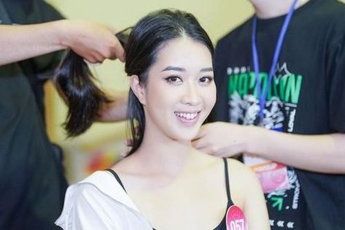 Thí sinh Hoa hậu Việt Nam chia sẻ trước chung kết