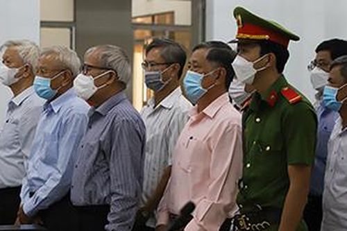 Cựu Chủ tịch tỉnh Khánh Hòa xin vắng mặt trong phiên xử sai phạm 'đất vàng'