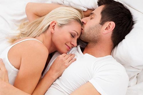 Lý do đàn ông thường cảm thấy buồn ngủ sau khi 'yêu'