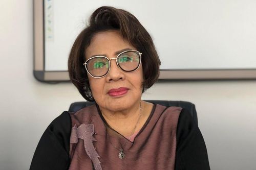 Sao Việt bị mạo danh trên mạng xã hội: NSND Lệ Thủy làm tới cùng, MC Quyền Linh đăng bài cảnh báo