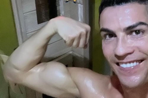 Phản ứng của Ronaldo sau khi bị nói tắt mạng xã hội: Không chúc mừng Messi vô địch