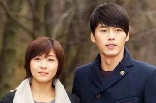 Nổi tiếng kết đôi cùng toàn mỹ nhân nhưng Hyun Bin từng có người tình bị chê 'thấp bé nhẹ cân'