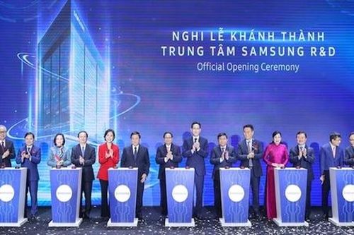 Thủ tướng đề nghị Samsung coi Việt Nam là cứ điểm quan trọng nhất, chiến lược toàn cầu