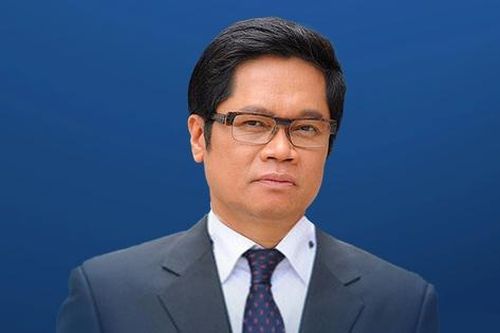 Tiến sĩ Vũ Tiến Lộc nhận Bằng khen của Bộ trưởng Bộ Ngoại giao Nhật Bản