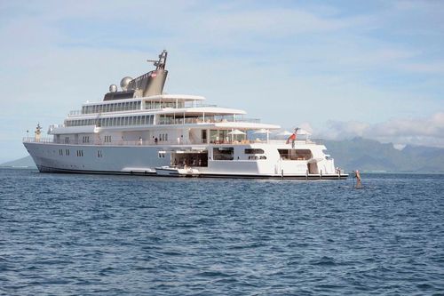 Du thuyền của tỷ phú đổ xô tới vùng Caribbean
