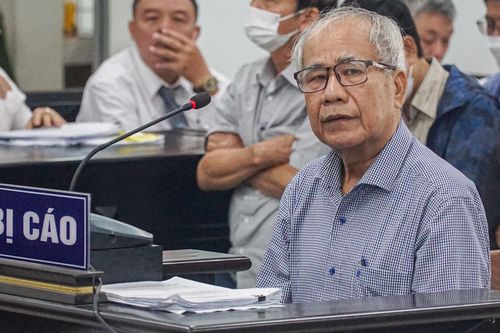 Cựu Phó chủ tịch Khánh Hòa nói lý do giao đất vàng cho doanh nghiệp