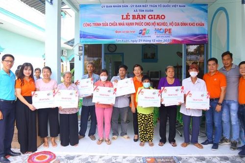 FPT bàn giao 30 căn nhà tình nghĩa cho người nghèo