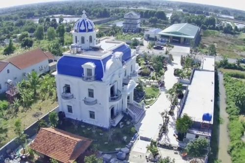 Khoe Faceook, 'tòa nhà đẹp nhất Cà Mau' bị phát hiện xây trái phép
