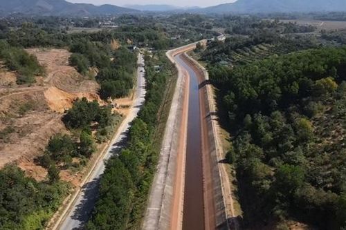Vì sao dự án nghìn tỷ vừa bàn giao đã sụt lún?