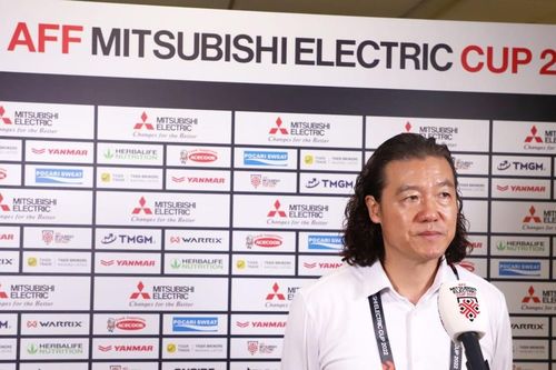 HLV của Malaysia lên dây cót trước khi sang Việt Nam: 'Chúng tôi có thể ghi 8-9 bàn'
