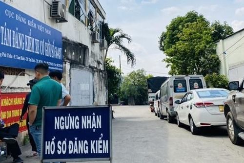 Đình chỉ và khám xét thêm một số trung tâm đăng kiểm