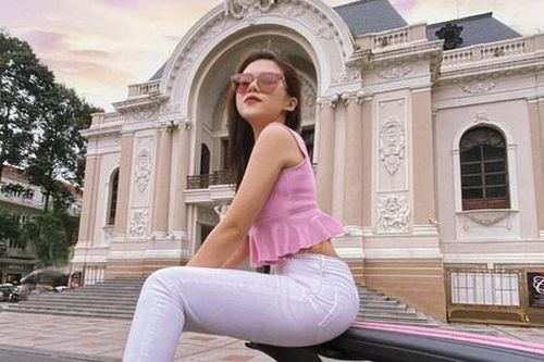 Choáng ngợp trước căn nhà được gộp lại từ 6 căn chung cư của ái nữ 'bà trùm thủy sản', diễn viên Ngọc Thanh Tâm