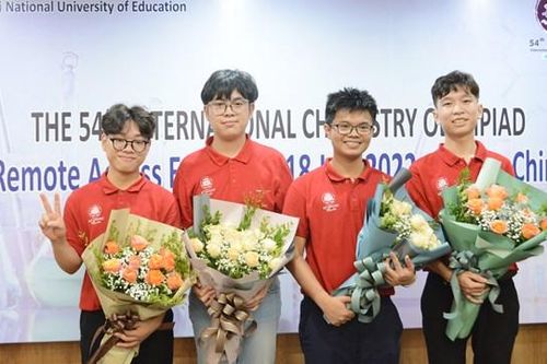 Bội thu giải Olympic quốc tế