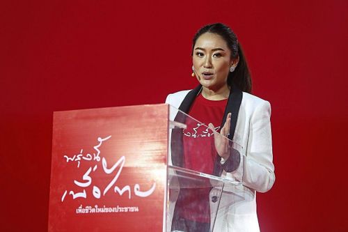 Con gái ông Thaksin đứng đầu cuộc thăm dò thủ tướng tiếp theo