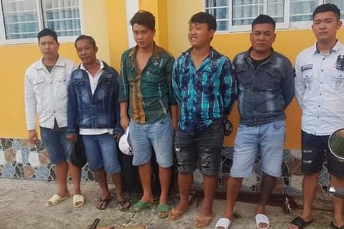 Ngăn chặn nhóm côn đồ miệt vườn chuẩn bị hung khí để đánh nhau