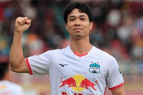 Công Phượng viết tâm thư cảm ơn bầu Đức và người hâm mộ