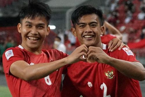 Indonesia thắng tưng bừng trên sân khách