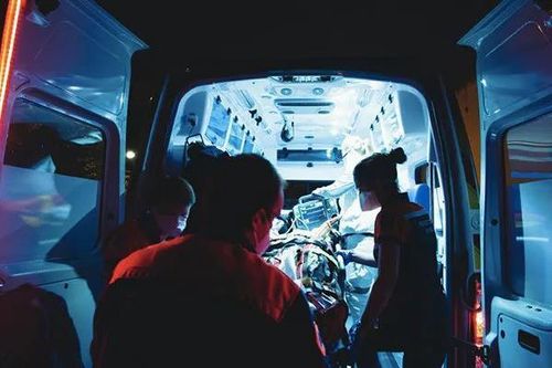 Tàu chở amoniac trật bánh ở Serbia, 51 người bị ngộ độc