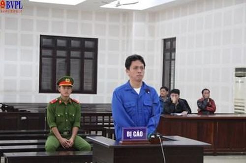 Mang sổ đỏ của người khác đi vay rồi chiếm 8 tỉ đồng