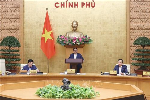 Việc xây dựng pháp luật phải thể chế hóa, đưa các nghị quyết của Đảng vào cuộc sống