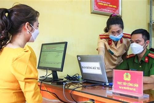 Thông tin mới về thay đổi điểm đăng ký xe 12 quận nội thành Hà Nội