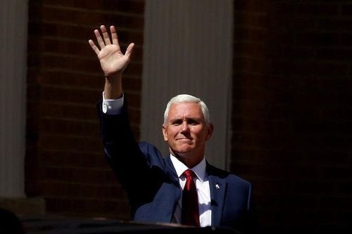 Lý do cựu Phó Tổng thống Mỹ Pence nghi ngờ có người 'chơi khăm' truyền thông