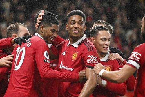 Thắng dễ Nottingham Forest, Quỷ đỏ áp sát tốp 4