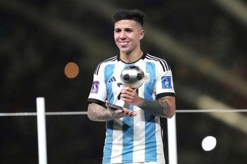 Chelsea có thể cần đợi Enzo làm điều không tưởng với Benfica