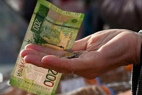 Giải mã lý do đồng Ruble của Nga liên tục lao dốc