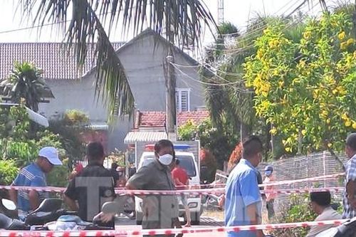 Người đàn ông tử vong bất thường dưới gốc dừa ở Bình Dương