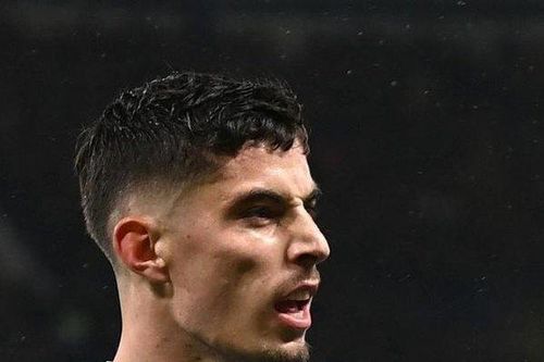 Havertz nổ súng nhưng Chelsea vẫn cần một số 9