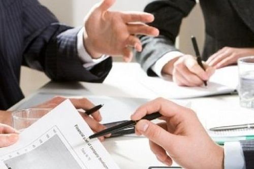 Có được chi cho CBCC tiền thẩm định kết quả lựa chọn nhà thầu?