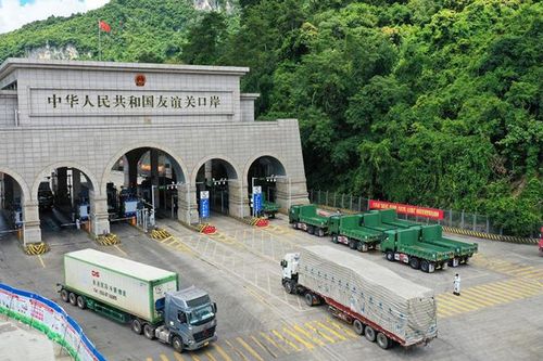 Trung Quốc thúc đẩy khôi phục hoạt động các cửa khẩu biên giới