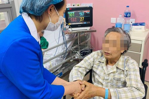 Chuyên gia chỉ cách bảo vệ tim mạch vào mùa lạnh