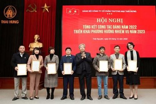 Đảng bộ Công ty Cổ phần Thương mại Thái Hưng tổng kết công tác năm 2022, triển khai phương hướng nhiệm vụ năm 2023