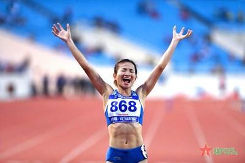 Nguyễn Thị Oanh là vận động viên tiêu biểu toàn quốc năm 2022