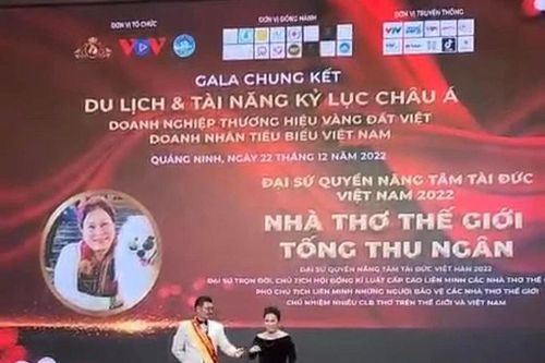 Đừng làm méo mó hai chữ nhà thơ