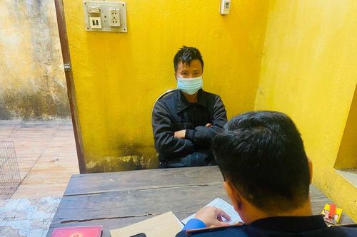 Bắt kẻ nối điện vào cổng nhà người tình