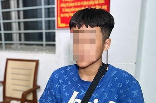 'Hành sự' xong, thiếu niên 15 tuổi kề dao cướp Iphone 14 Pro Max của gái bán dâm
