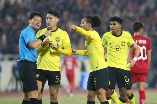 Malaysia kiện trọng tài cho tuyển Việt Nam hưởng penalty