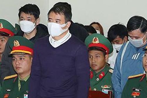 Cựu đại tá Nguyễn Thế Anh được giảm án từ chung thân xuống 22 năm tù