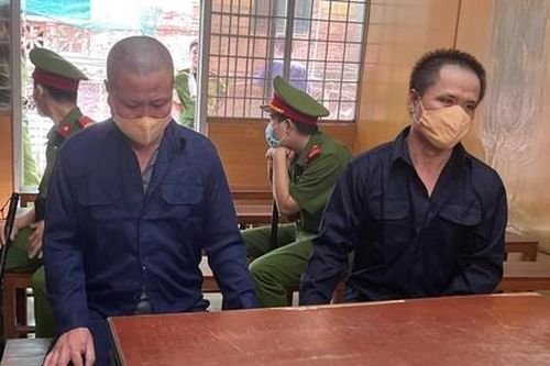 Trúng số mà không được lấy tiền, anh em ruột đâm chết người ghi đề
