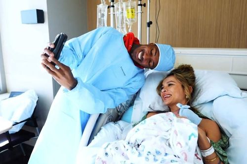 Nick Cannon đón con thứ 12