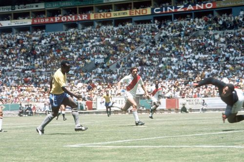 Năm bàn thắng đỉnh cao trong sự nghiệp của Pelé
